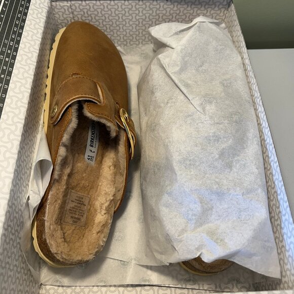 Birkenstock Boston Big Buckle Shearling Clogs - Picture 15 of 16